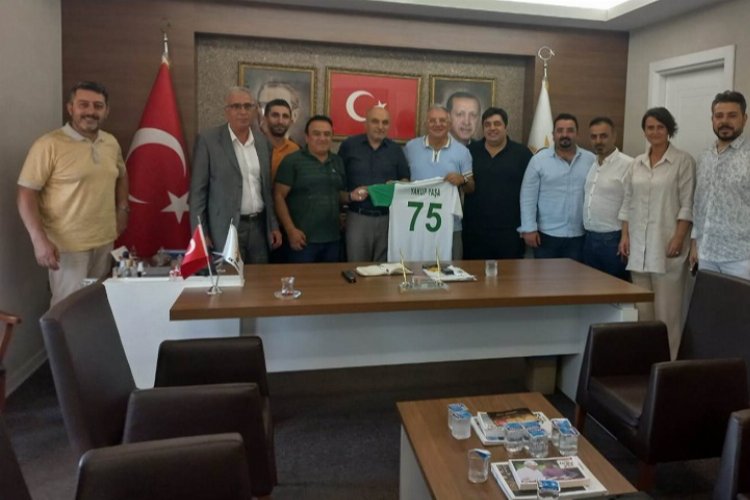 Küçük Ayasofyaspor'dan siyasilere ziyaret -