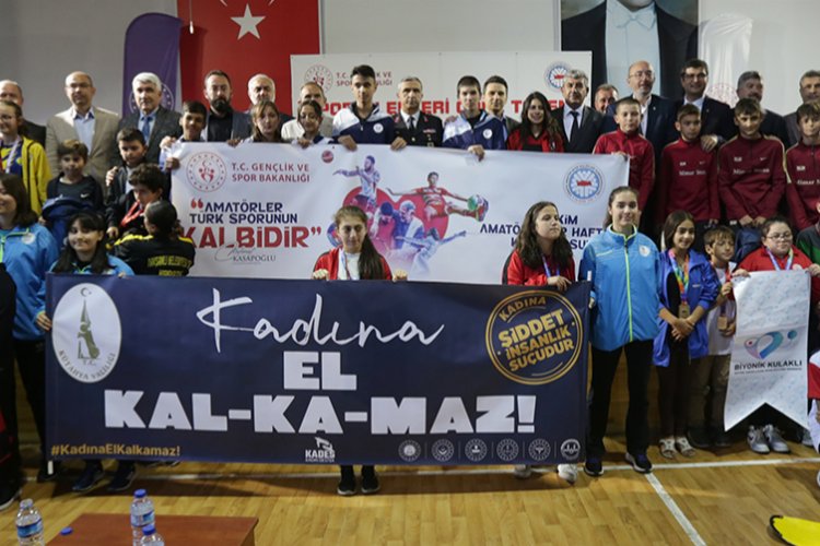 Kütahya'da sporun 'en'leri ödüllendirildi -