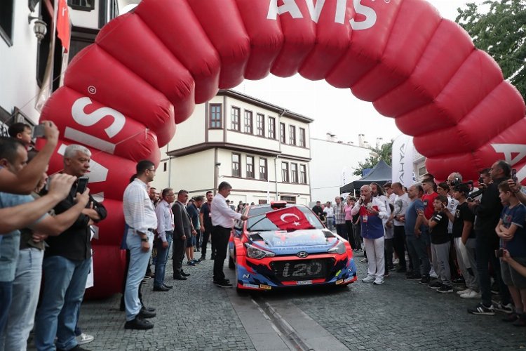 Kütahya'da tırmanma yarışının startı Germiyan'da verildi -
