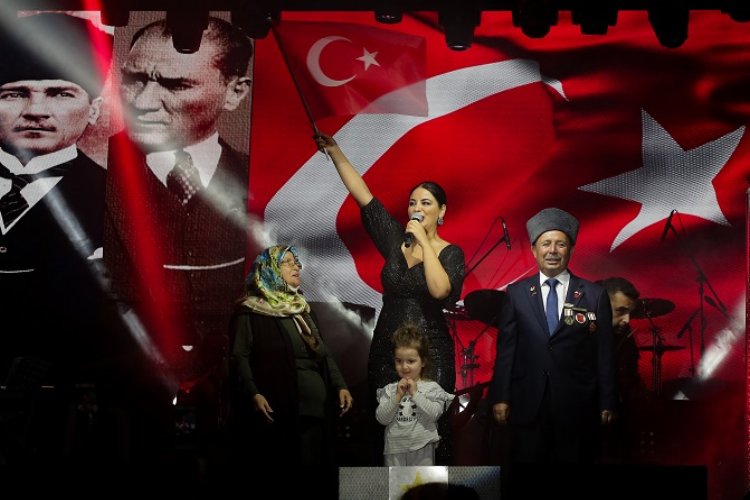 Kütahya'da Zara hemşireleriyle buluştu -
