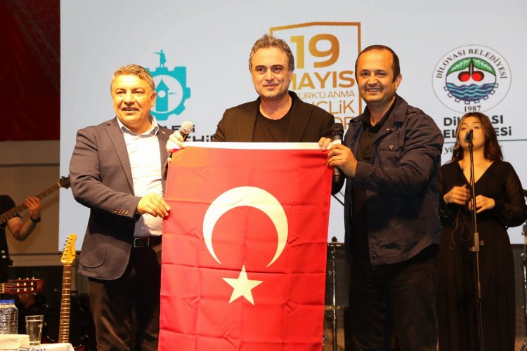 Kutsi'den 19 Mayıs konseri -