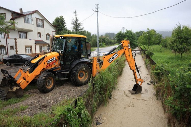 Kuvvetli yağışa Sakarya Büyükşehir’den anında müdahale -