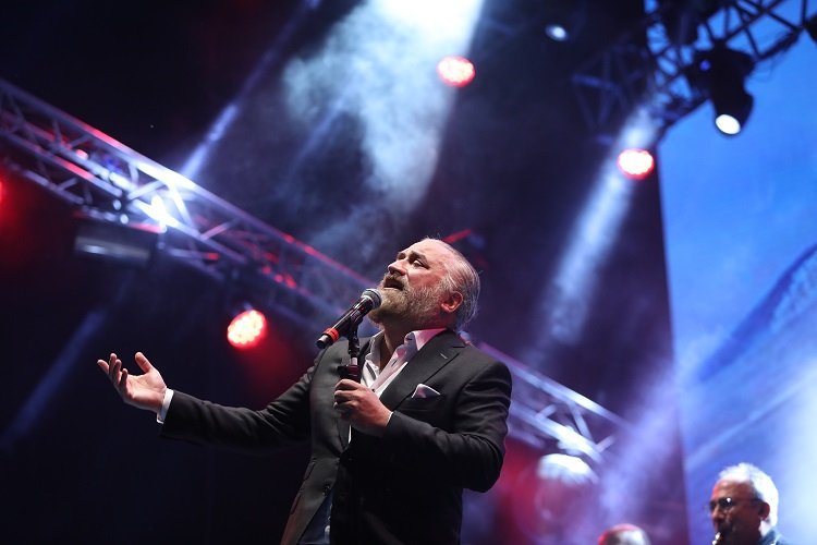 Kuzeyin Oğlu İstanbul'u salladı -