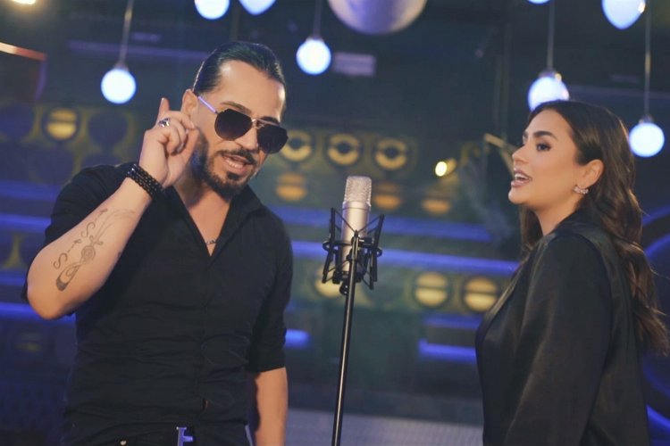 Kızıyla düete devam -