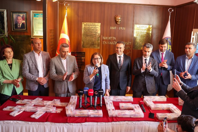 LGS'lilere Gaziantep'ten 50 bin sınav seti -