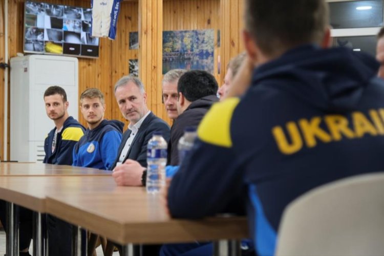 Ülkelerine dönemeyen Ukrayna Milli Takımı Bursa İnegöl’de misafir ediliyor -