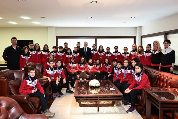 Madalya avcılarından Başkan Zolan’a ziyaret -