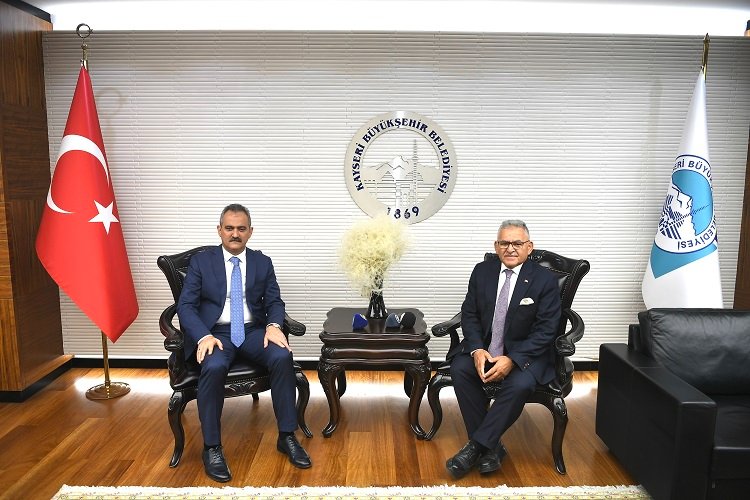 Mahmut Özer'den Büyükkılıç'a ziyaret -