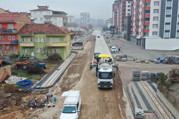 Malatya Büyükşehir'den yol bakım çalışması -