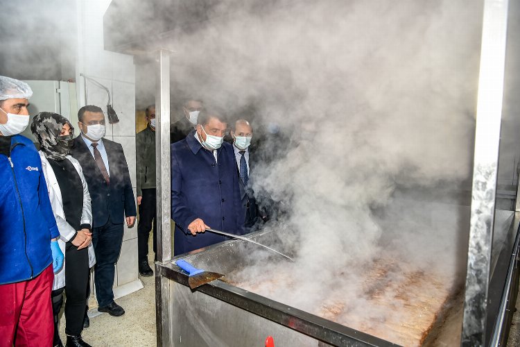 Malatya'da şükür kurbanı kesildi -