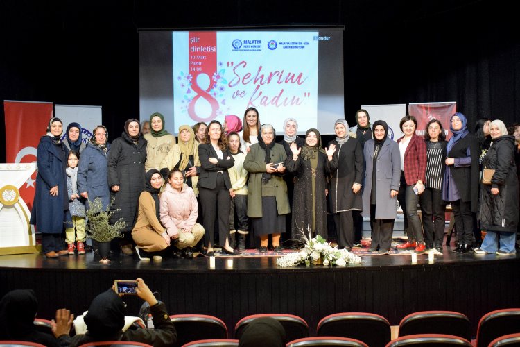 Malatya'da şiirler kadınlar için okundu -