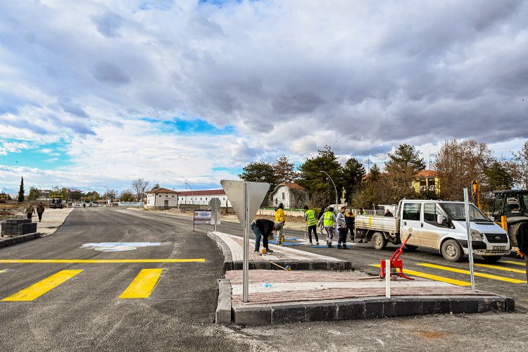 Malatya'da tamamlanan bağlantı yoluna Başkan Gürkan'dan inceleme -