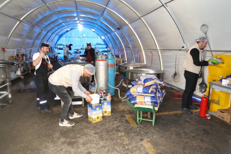 Malatya’da yemeklerin kontrolü Van ekiplerinde -