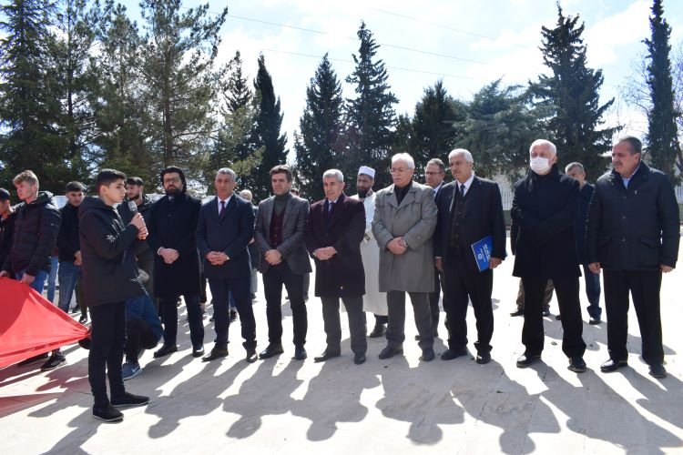 Malatya Kent Konseri gençlerinden şehitlere vefa -