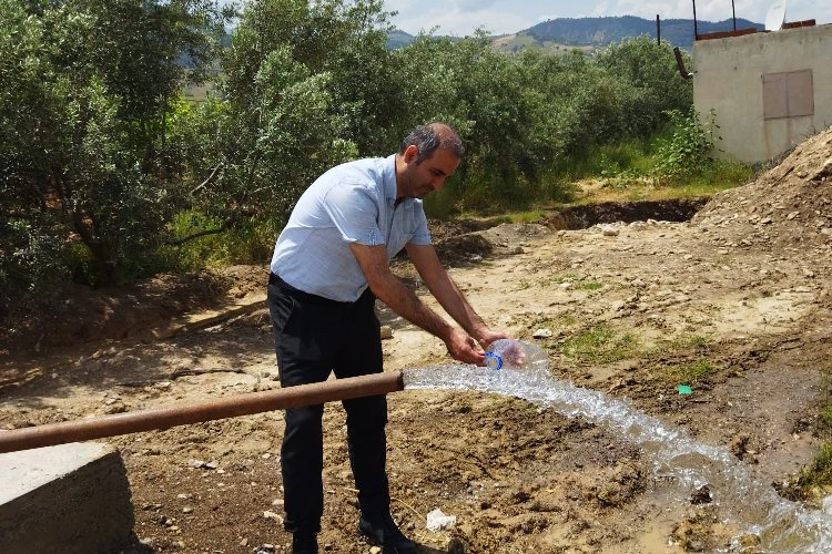 Manisa Alaşehir'de saniyede 15 litre verimli yeni sondaj -