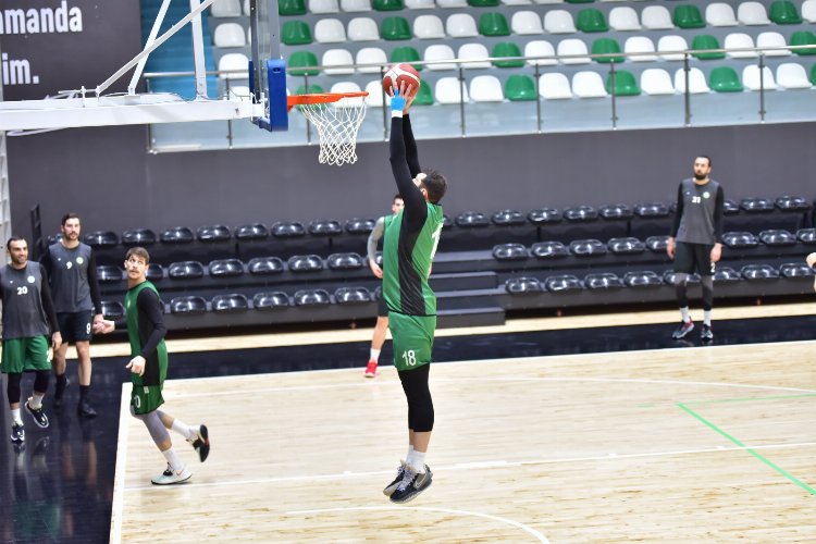 Manisa BBSK Basketbol takımı yuvasına kavuştu -