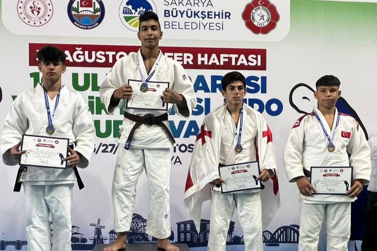 Manisa BBSK'lı judoculardan 9 madalya -