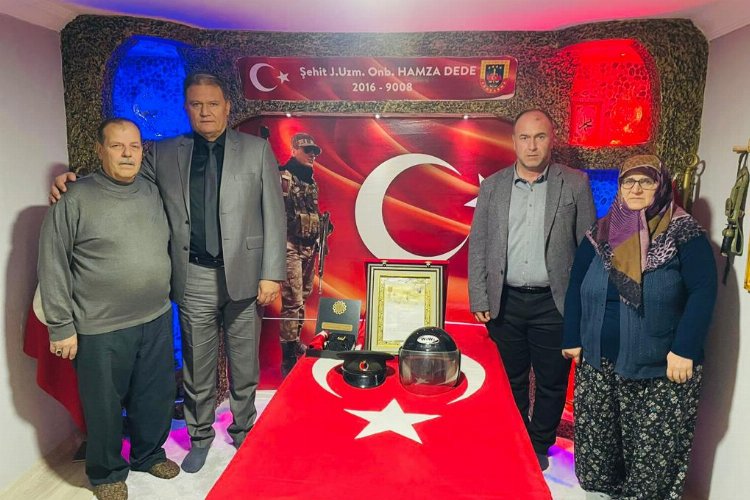 Manisa Büyükşehir'den şehit ailesine ziyaret -