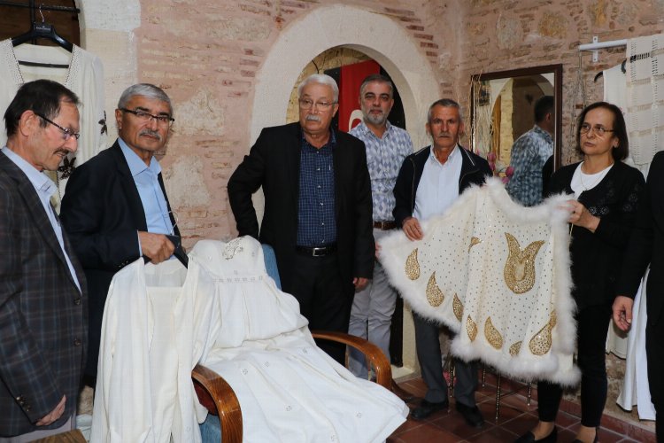 Manisa Büyükşehir Komisyonu 'Manisa Bezi' gündemiyle toplandı -