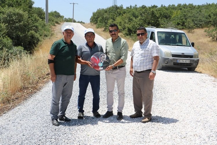 Manisa Büyükşehir Kırkağaç’ta yol konforunu arttırdı -