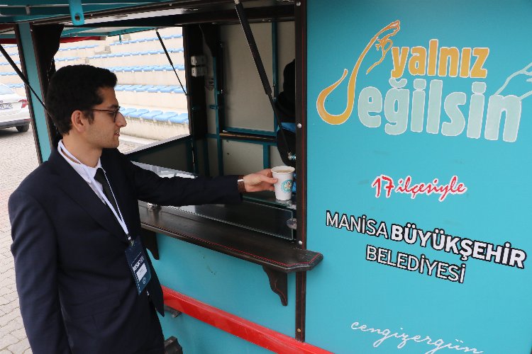 Manisa Büyükşehir'den RISK'22 Sempozyumunda çorba ikramı -