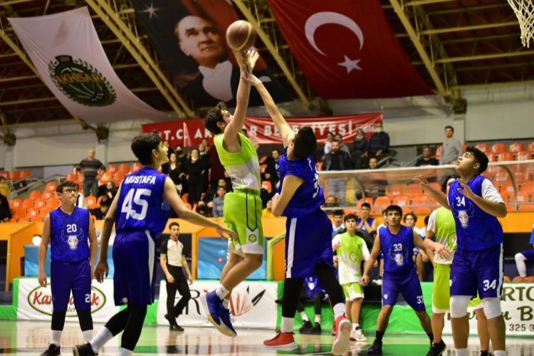 Manisa Büyükşehir'in 'U-16'sı şampiyon oldu -