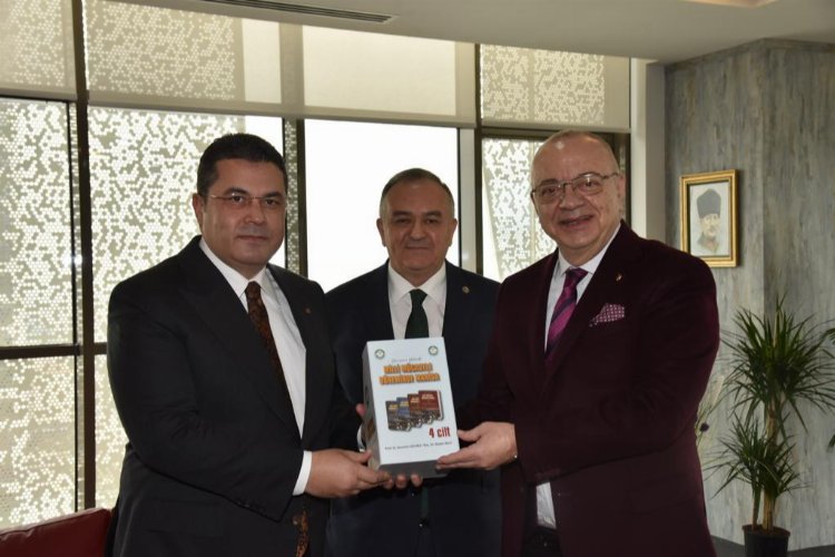Manisa Büyükşehir Milliyetçi Hareket Partisi heyetini ağırladı -