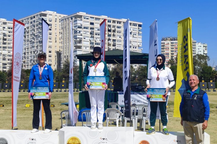 Manisa Büyükşehir sporcusu Antalya’dan madalyayla döndü -