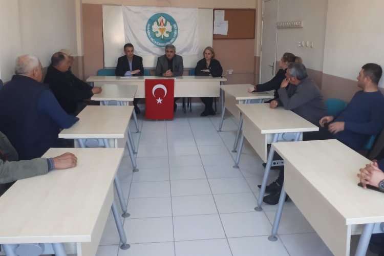 Manisa'da arı üreticileri sertifikalandı -
