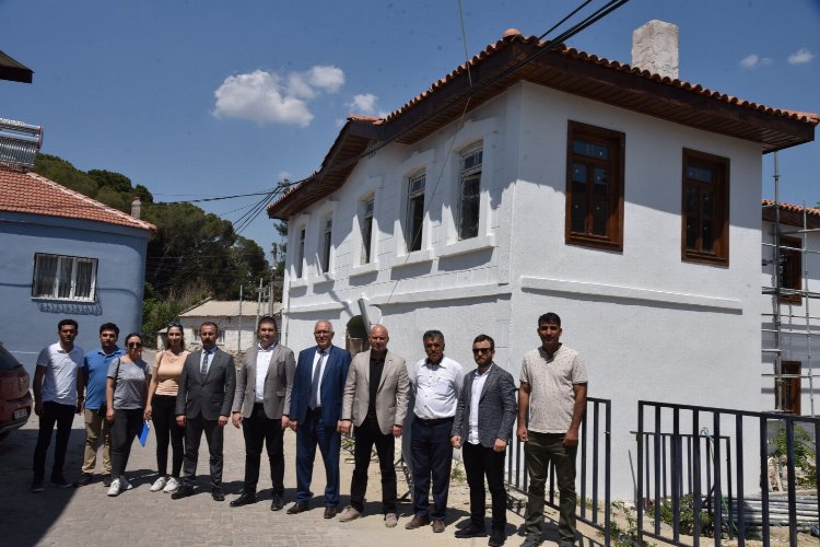 Manisa'da 'Atatürk Evi'nde sona doğru -