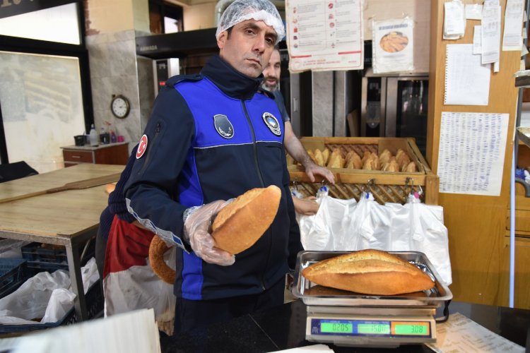 Manisa'da Büyükşehir Zabıtası fırınları denetledi -