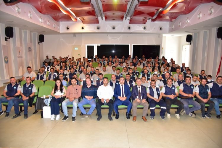 Manisa'da haşereyle mücadele ekiplerine bilgilendirme toplantısı -