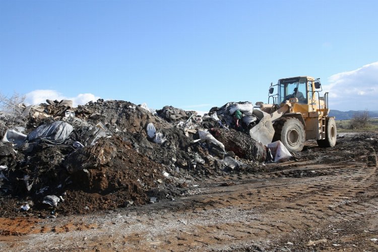 Manisa'da kaçak hafriyata karşı anında müdahale -