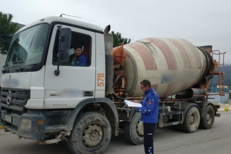 Manisa'da kaçak yapıyla mücadele sürüyor -
