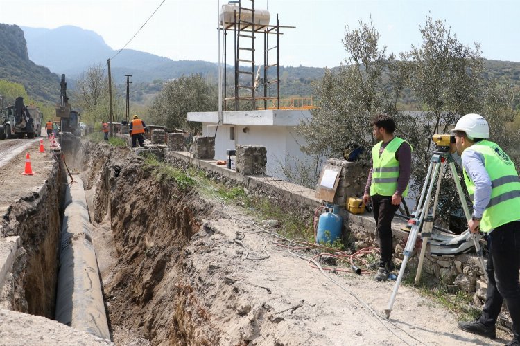 Manisa'da MASKİ'den kayıp-kaçak su sorununa neşter -
