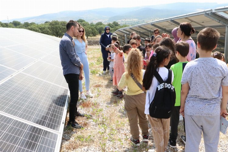 Manisa'da öğrencilere yerinde 'enerji' dersi -