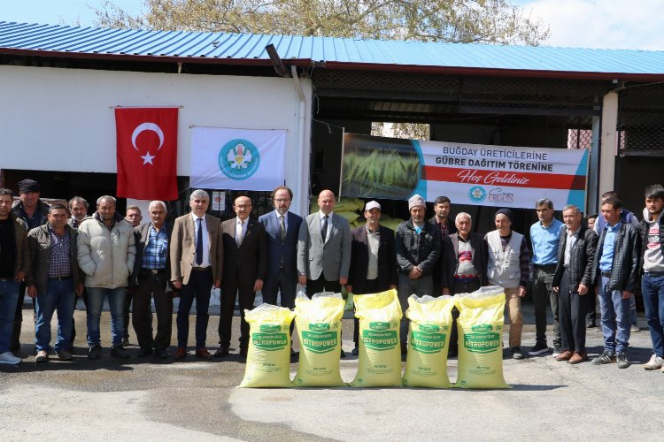 Manisa'da üreticiye ilaç gibi destek -