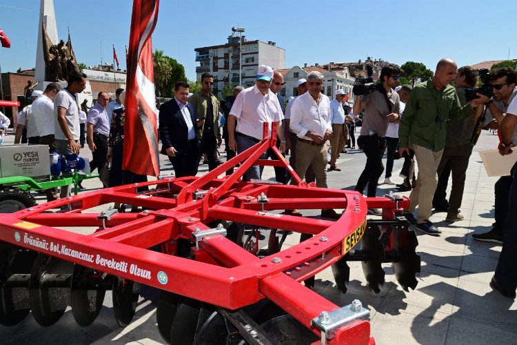Manisa'da tarımsal desteğe devam -
