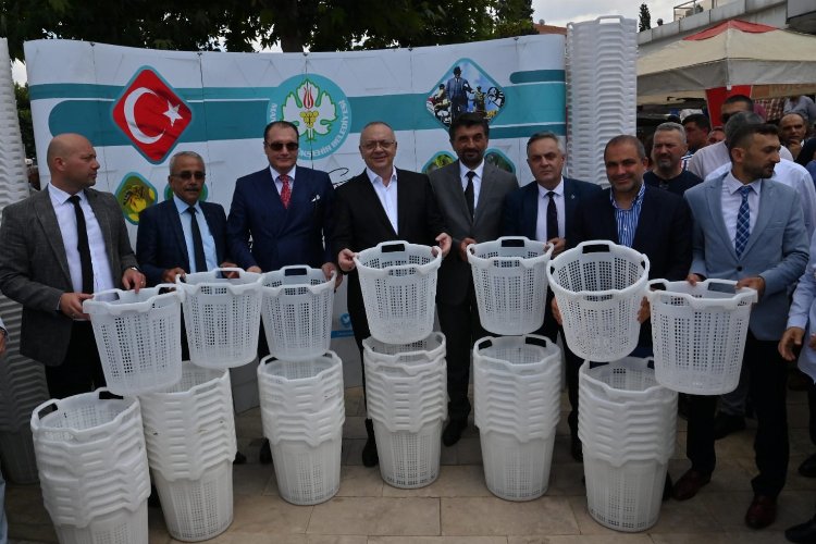 Manisa'da üzüm sepetleri sonrası zeytin kasaları da dağıtılacak -