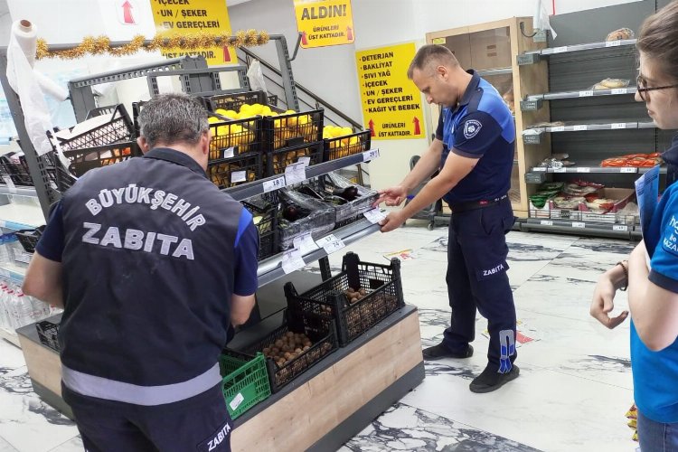 Manisa'da zincir marketlere sıkı denetim -