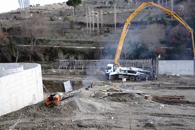 Manisa Demirci'de dev yatırımda çalışmalar sürüyor -