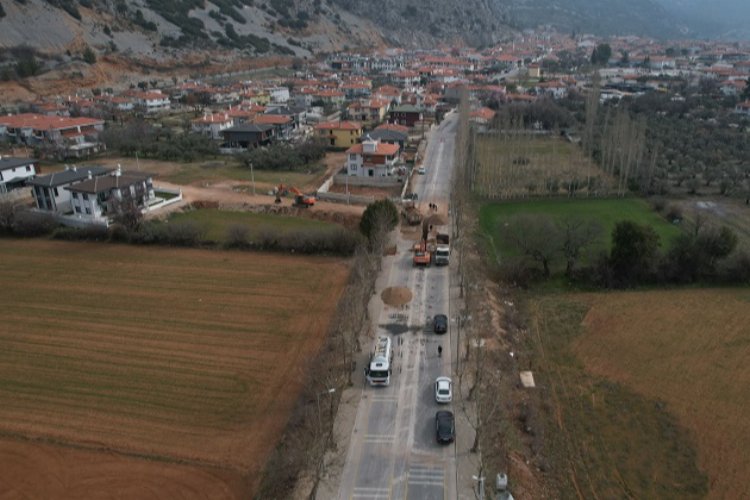 Manisa Düğerek'te asfalt çalışması başladı -