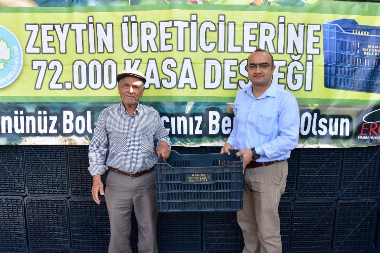 Manisa Gölmarmaralı üreticiler de zeytin kasalarına kavuştu -