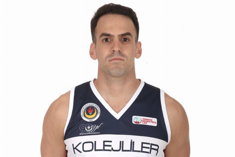 Manisa, Kevin Kaspar'ı renklerine bağladı -