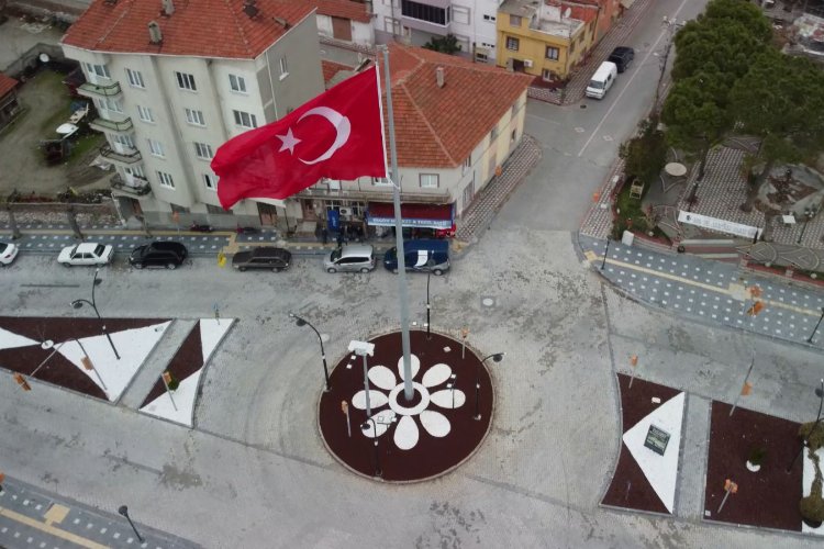 Manisa Kırkağaç'ta dev Türk Bayrağı -