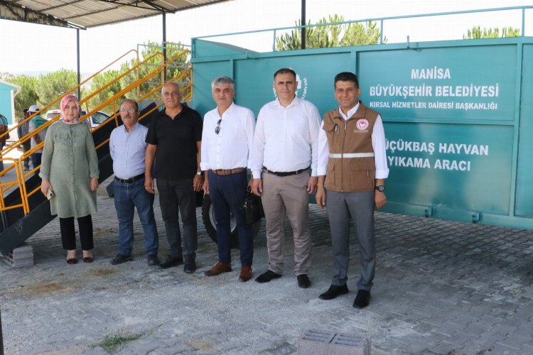 Manisa Kulalı hayvan üreticilerine hijyenik destek -