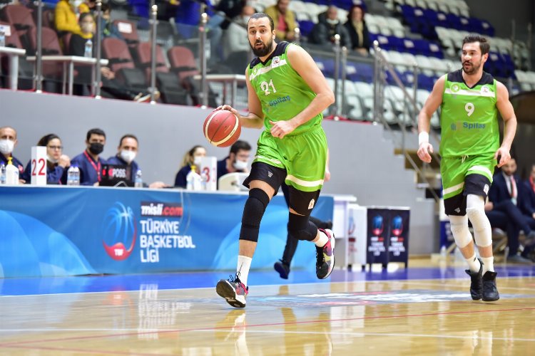 Manisa önemli bir deplasman maçını kazandı -