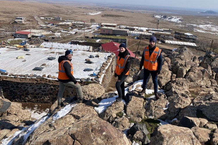 Manisa'nın teknik ekibi hasar tespit için Diyarbakır'da -