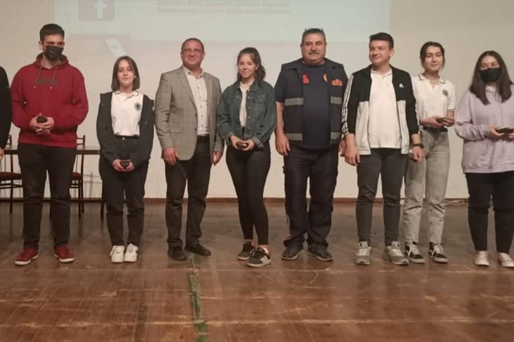 Manisa Somalı gençlere itfaiyenin önemini anlattılar -