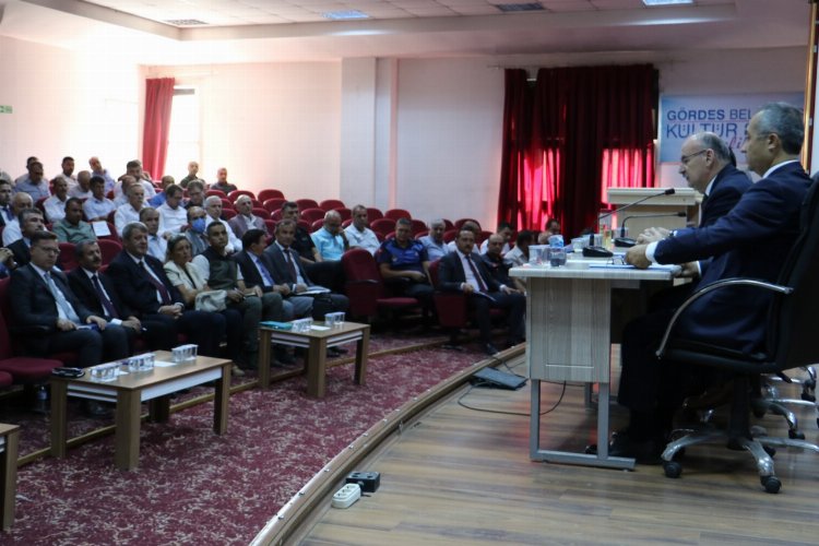 Manisa Valiliği Gördes'te muhtarlarla buluştu -